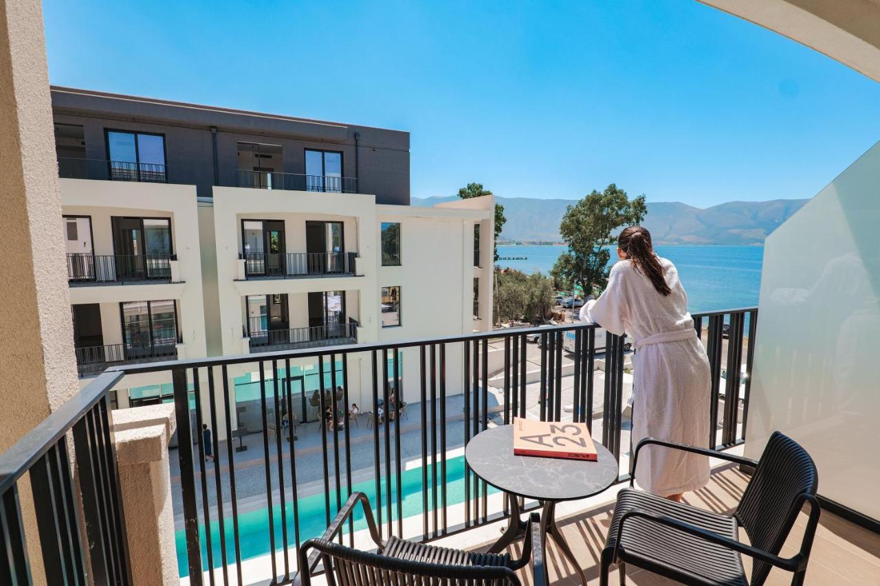 Jost Caravel Hotel Radhime Exterior photo
