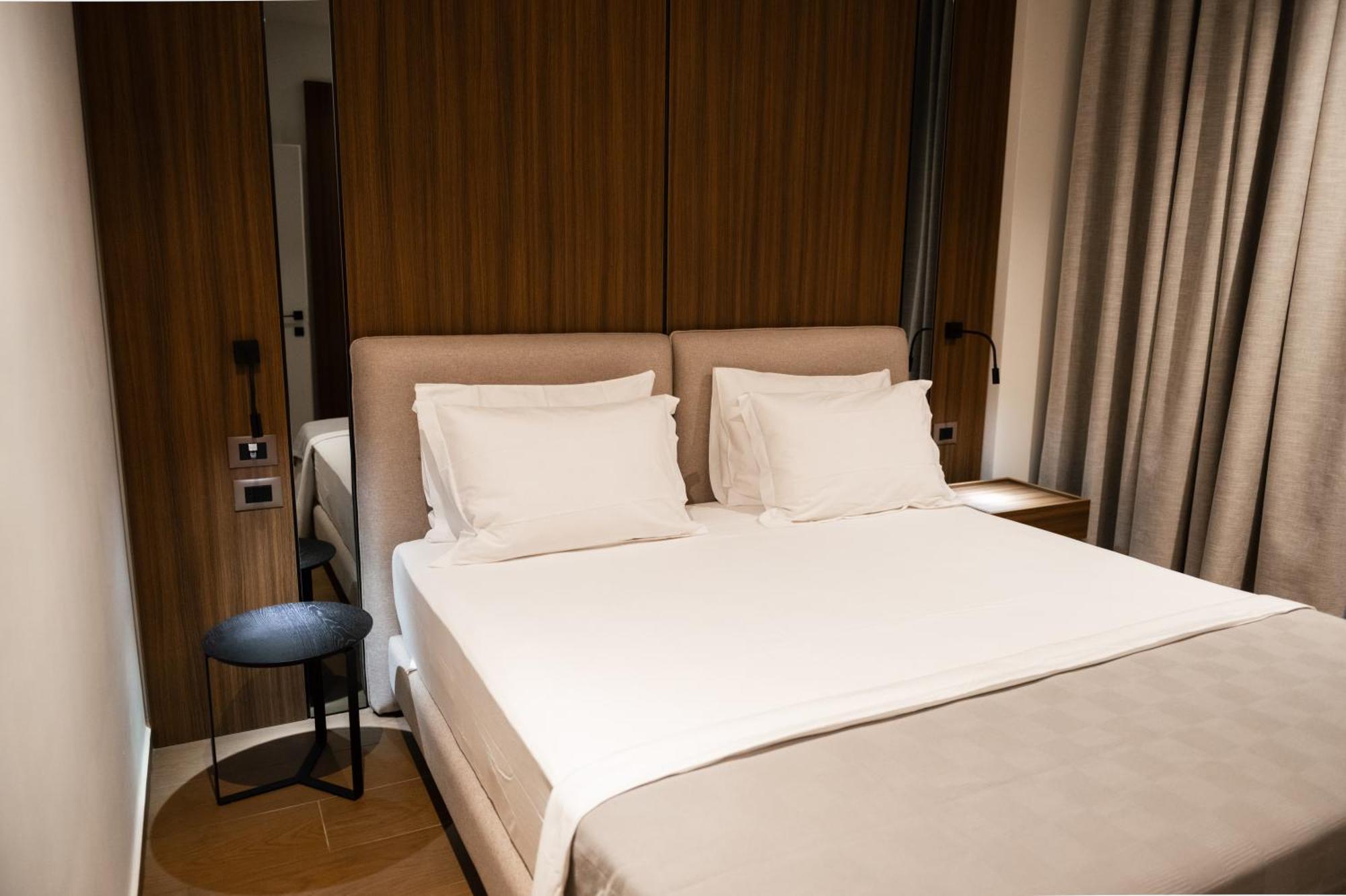 Jost Caravel Hotel Radhime Exterior photo