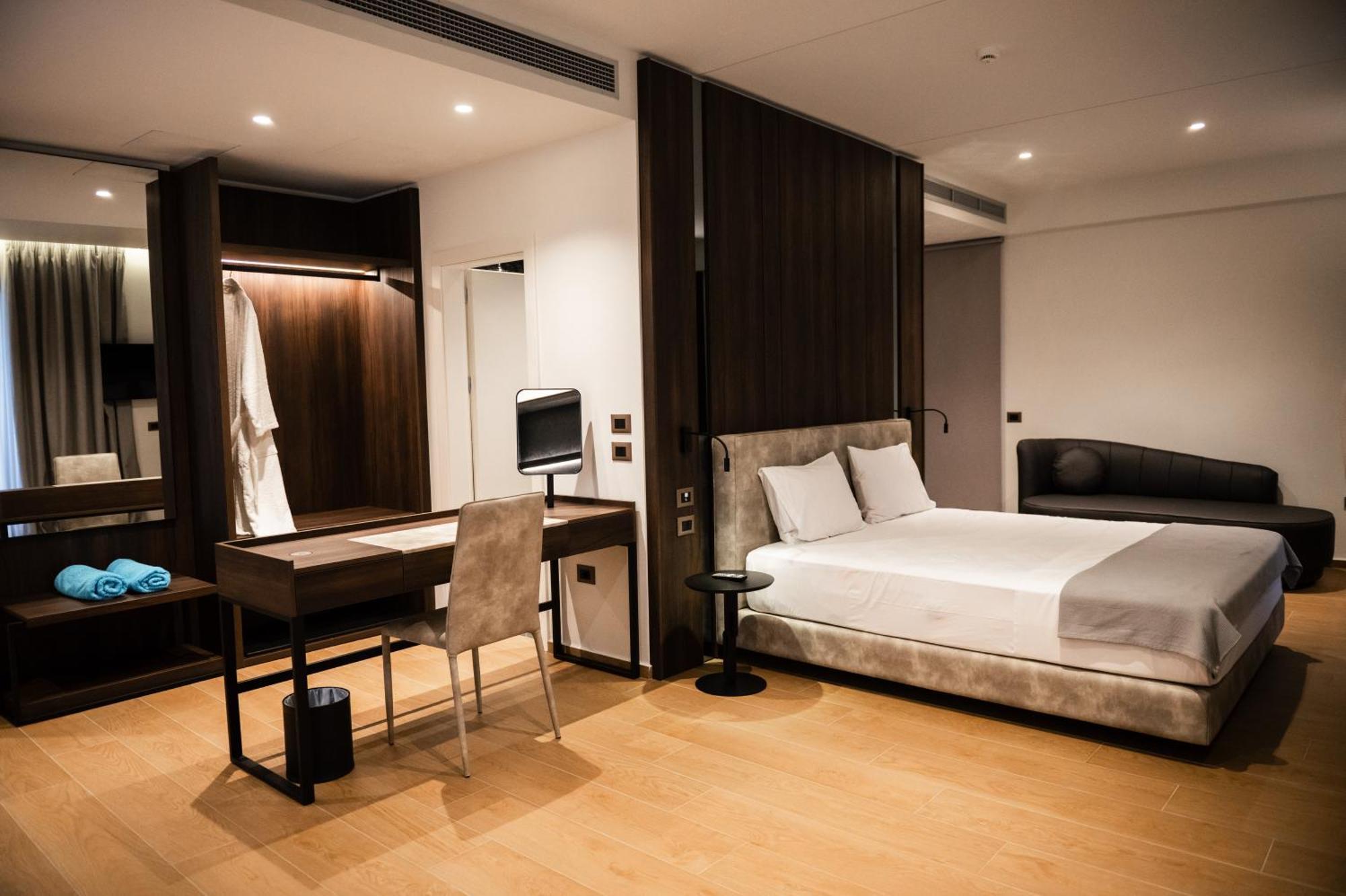 Jost Caravel Hotel Radhime Exterior photo