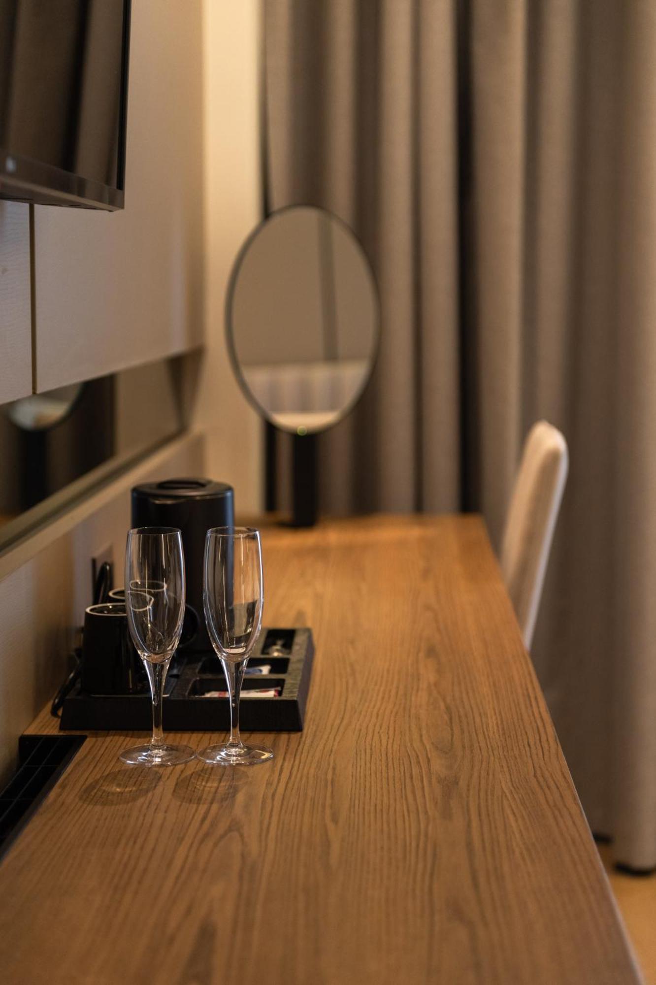 Jost Caravel Hotel Radhime Exterior photo